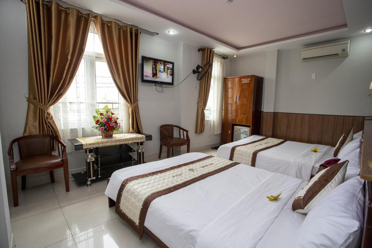 Cong Thuong Hotel Da Nang Exterior foto